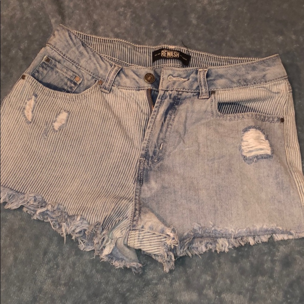 Daisy duke shorts
